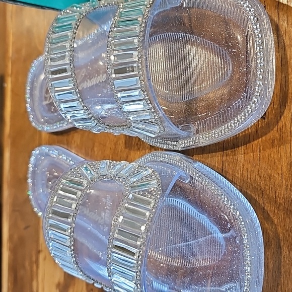 Lauren Lorraine CLEAR Embellished Glittering Slide Sandals NIB - Picture 2 of 6